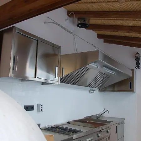 La Corte Di Lucina *