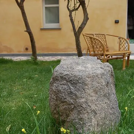 La Corte Di Lucina