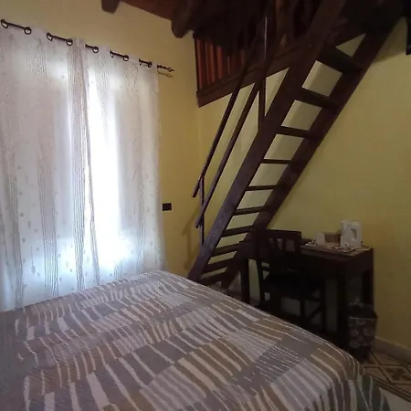 La Corte Di Lucina Hotel