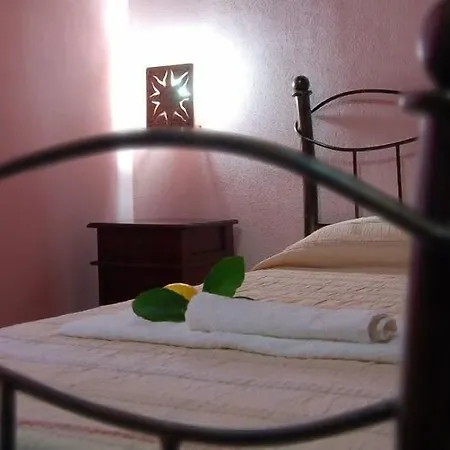 La Corte Di Lucina Hotel *