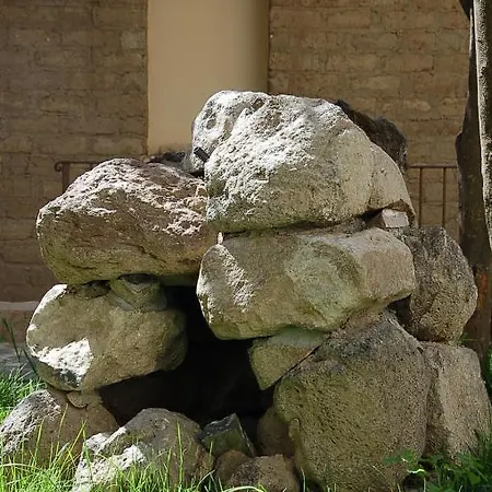 Hotel La Corte Di Lucina *