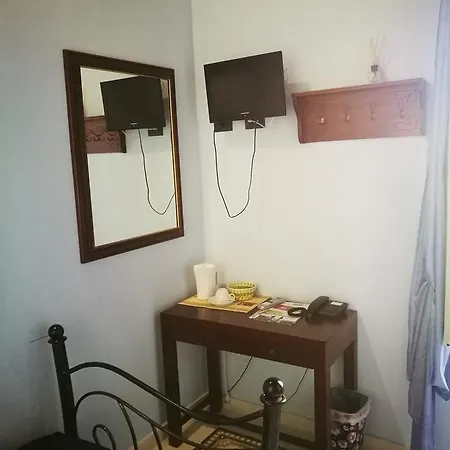 La Corte Di Lucina *