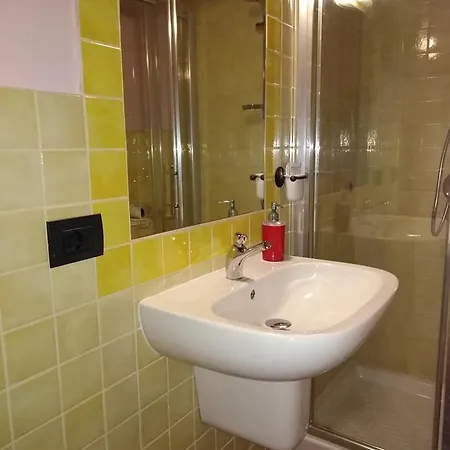 La Corte Di Lucina *