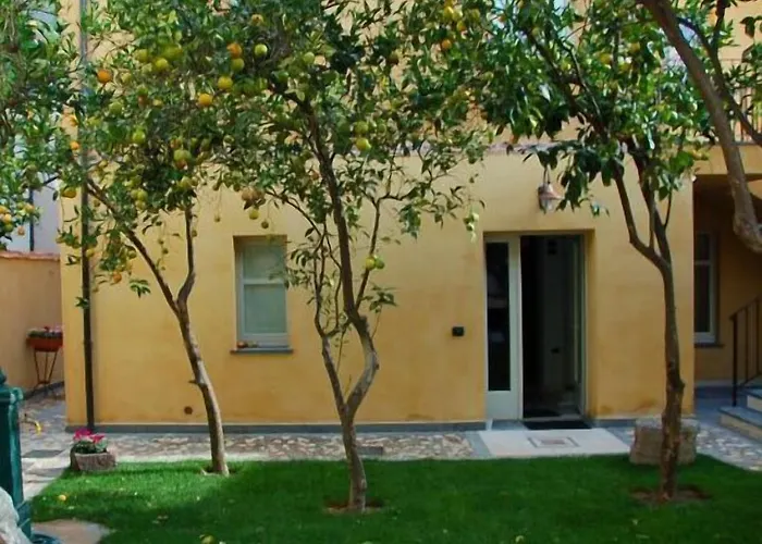 La Corte Di Lucina Hotell