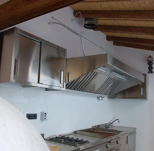 La Corte Di Lucina *