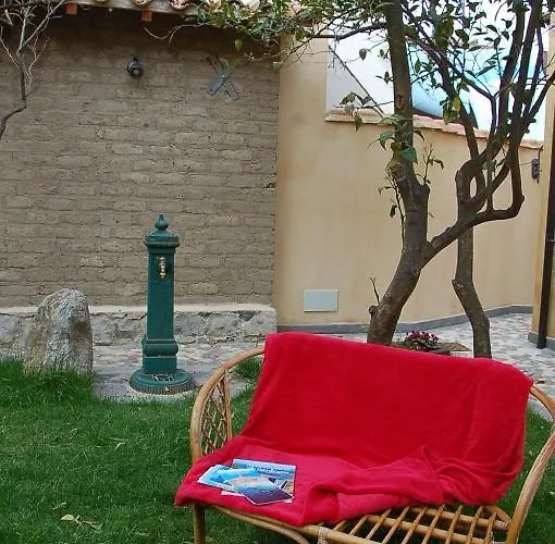 La Corte Di Lucina *